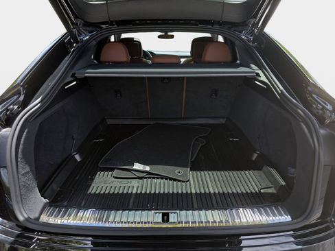 Used 2023 Audi e-tron Prestige w/ Prestige Package AWD/4WD image 13