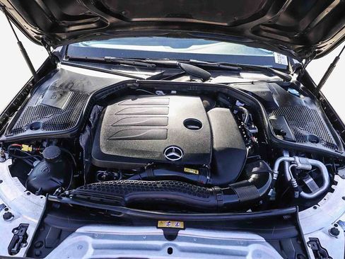 Used 2019 Mercedes-Benz C 300 Sedan image 30