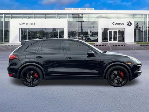 Used 2013 Porsche Cayenne Turbo AWD/4WD image 4