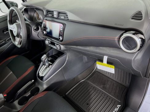 New 2025 Nissan Versa SR w/ Trunk Package image 21