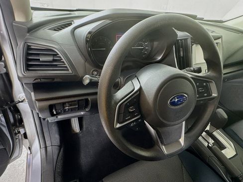 Used 2021 Subaru Crosstrek 2.0i AWD/4WD image 11