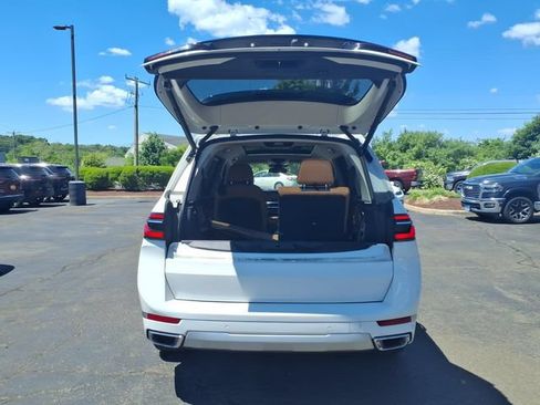 Used 2024 BMW X7 xDrive40i AWD/4WD image 7