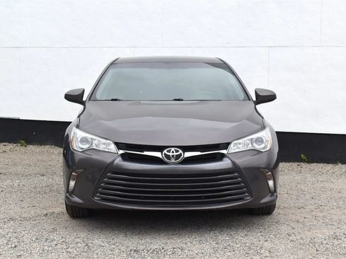 Used 2016 Toyota Camry LE FWD image 30