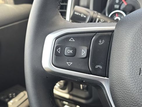 Used 2025 RAM 1500 Big Horn AWD/4WD image 41