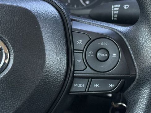 Used 2025 Toyota Corolla LE FWD image 15