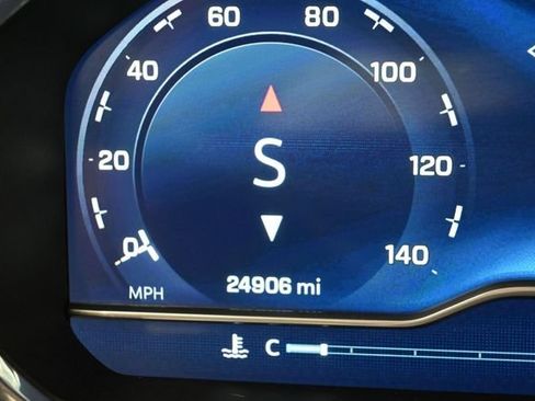 Used 2023 Chevrolet Silverado 1500 LT AWD/4WD image 41