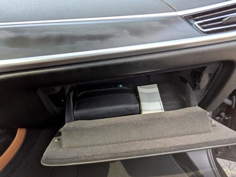 Used 2022 BMW X7 xDrive40i w/ Luxury Seating Package image 40