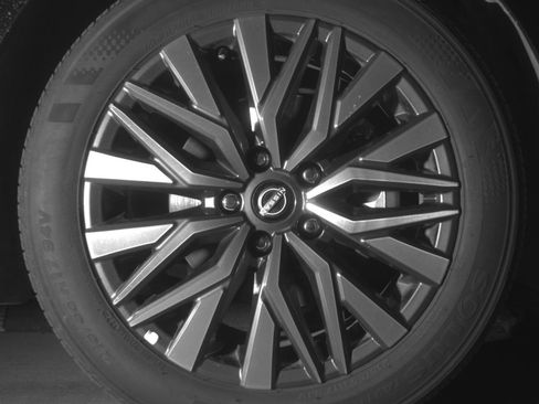 Used 2025 Nissan Altima 2.5 SV image 13