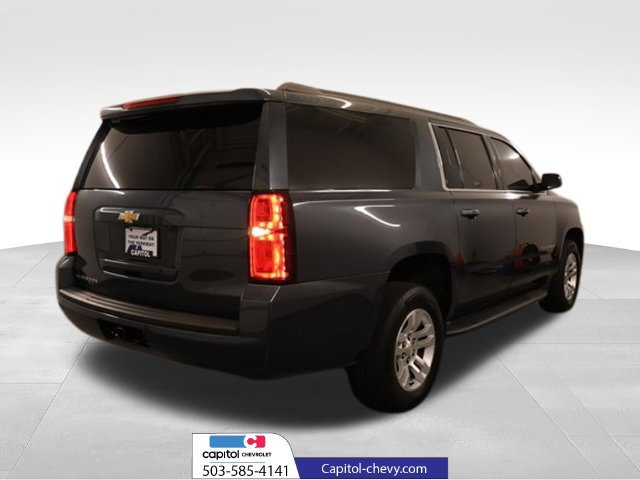 Used 2020 Chevrolet Suburban LS RWD image 2