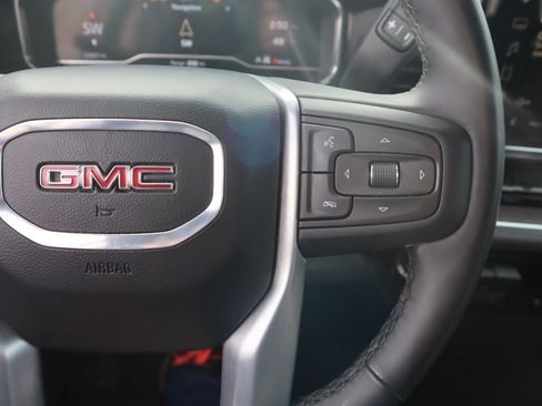 Used 2025 GMC Sierra 1500 SLT AWD/4WD image 18