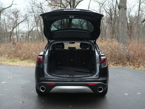 Used 2020 Alfa Romeo Stelvio Sport w/ Cold Weather Package image 7