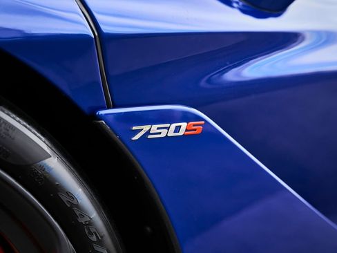Used 2024 McLaren 750S image 11