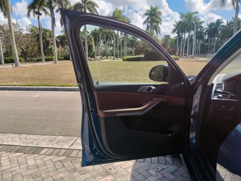 Used 2019 BMW X7 xDrive40i image 23