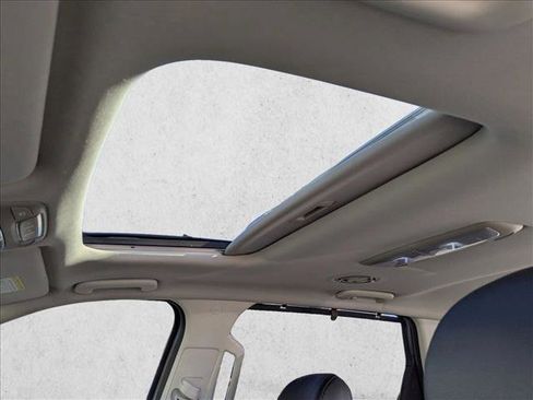 Used 2022 Kia Telluride EX w/ EX Premium Package image 15