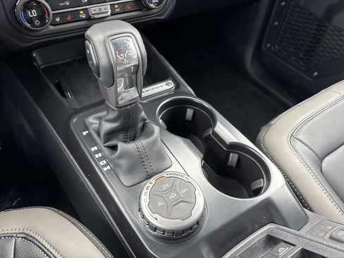 New 2026 Ford Bronco Outer Banks image 28