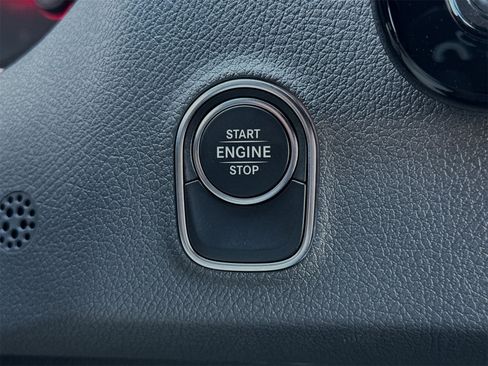 Used 2024 Mercedes-Benz Sprinter 2500 image 24