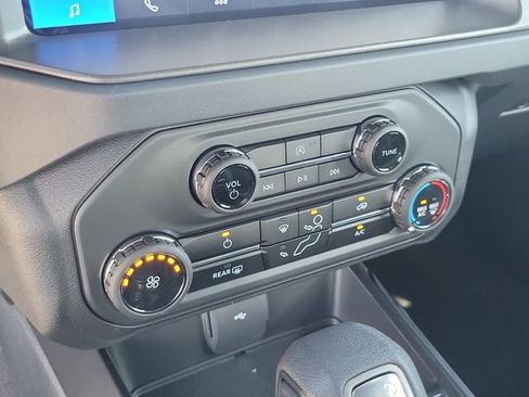 New 2026 Ford Bronco 2-Door AWD/4WD image 26