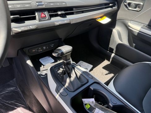 New 2026 Kia K4 GT-Line image 13