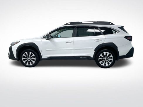 Used 2024 Subaru Outback Limited image 10