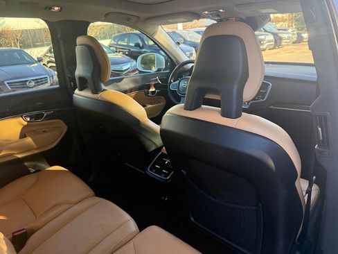 Used 2016 Volvo XC90 T6 Momentum w/ Protection Package Plus image 21