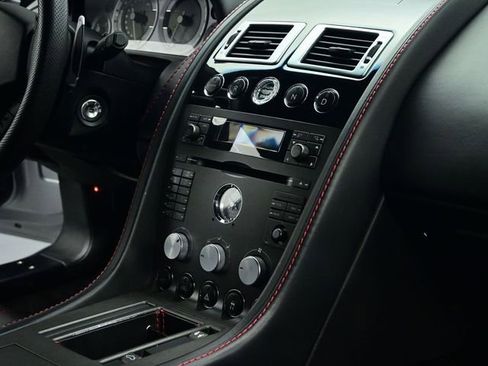 Used 2007 Aston Martin V8 Vantage Coupe image 47