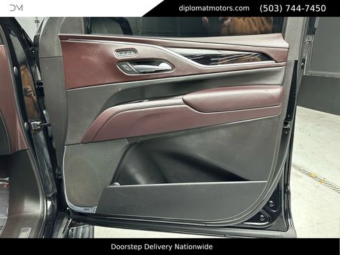 Used 2023 Cadillac Escalade V image 40