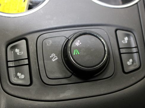 Used 2018 GMC Terrain SLE w/ Driver Convenience Package FWD image 45