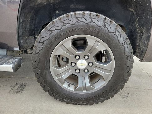 Used 2016 Chevrolet Tahoe LT w/ Luxury Package image 10