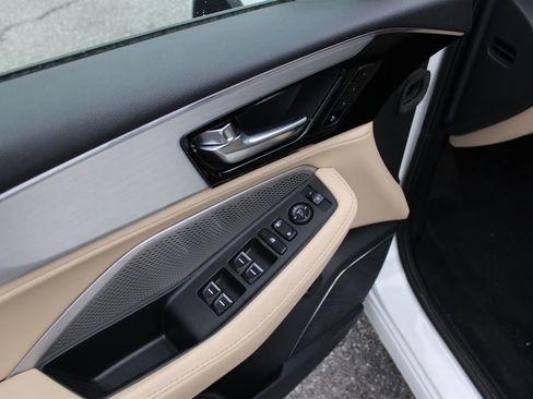 Used 2022 Acura MDX SH-AWD image 28