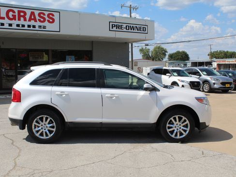 Used 2014 Ford Edge Limited AWD/4WD image 3