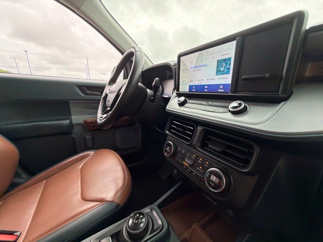 Certified 2022 Ford Maverick Lariat w/ Lariat Luxury Package AWD/4WD image 26