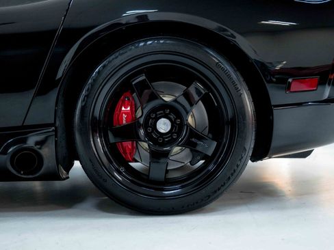 Used 2010 Dodge Viper ACR image 33