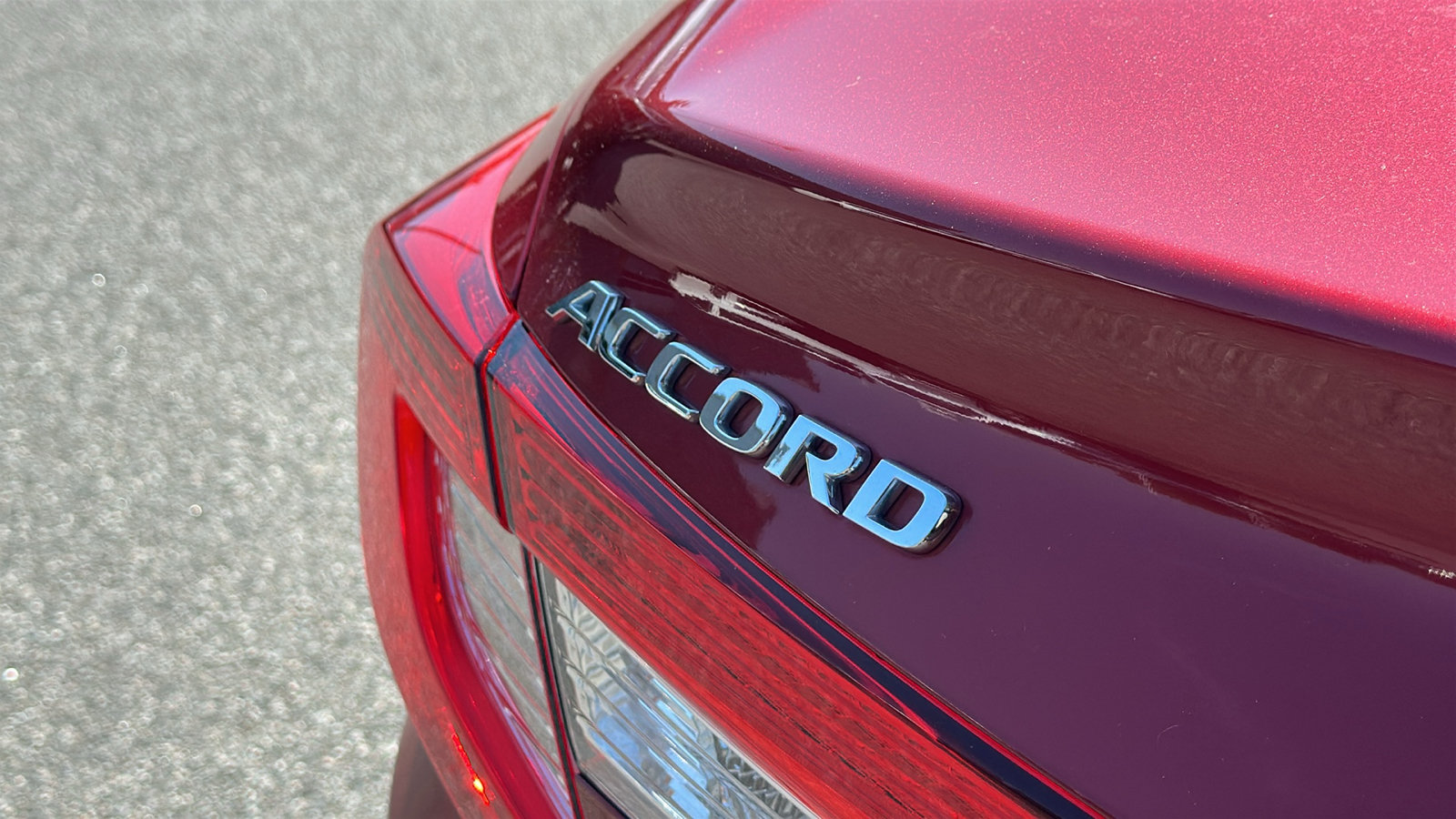 Used 2021 Honda Accord EX image 10