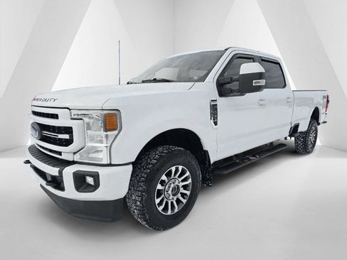 Used 2022 Ford F250 Lariat image 2