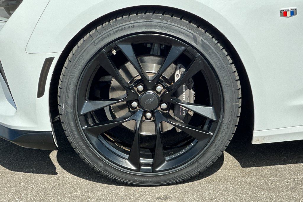 Used 2017 Chevrolet Camaro LS RWD image 24