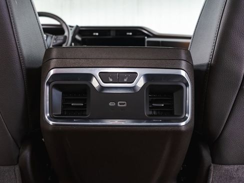 Used 2025 GMC Sierra 2500 Denali w/ Denali Reserve Package AWD/4WD image 30