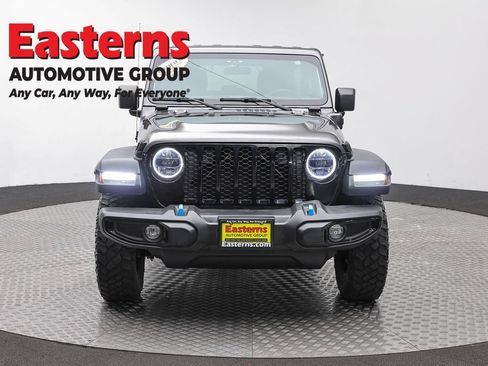 Used 2023 Jeep Wrangler Unlimited w/ Cold Weather Group AWD/4WD image 2