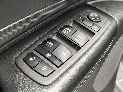 Used 2022 Dodge Durango GT image 17