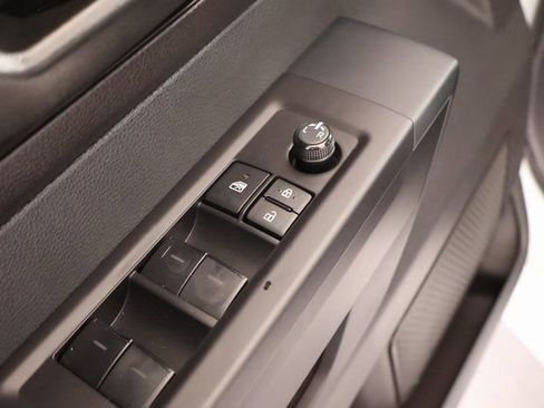 Used 2025 Toyota Tundra SR image 11