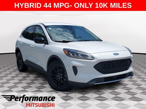 Used 2020 Ford Escape SE Sport FWD image 1