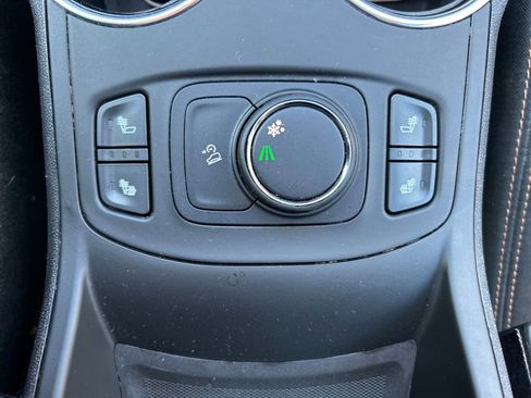 Used 2018 GMC Terrain SLE w/ Driver Convenience Package image 29