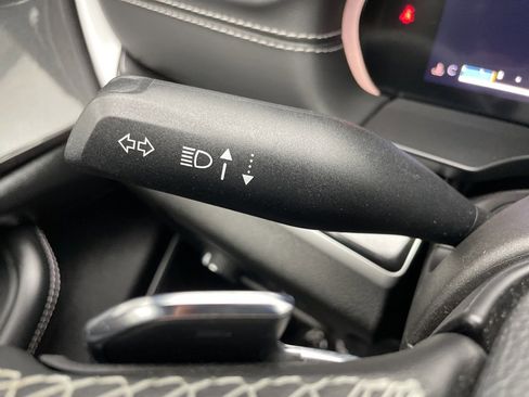 Used 2022 Jeep Grand Cherokee L Laredo image 27