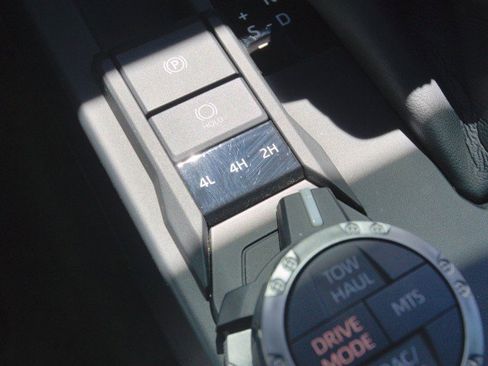 Used 2025 Toyota 4Runner TRD Pro AWD/4WD image 31