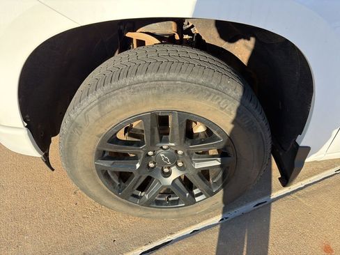 Used 2024 Chevrolet Silverado 1500 RST w/ Protection Package image 8