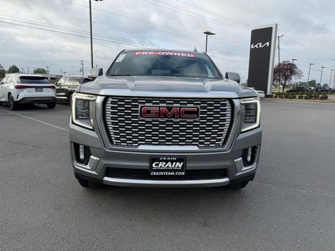 Used 2023 GMC Yukon Denali AWD/4WD image 2