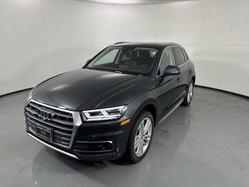 Used 2018 Audi Q5 Prestige AWD/4WD image 32
