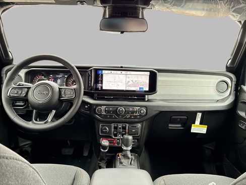 New 2026 Jeep Gladiator Sport AWD/4WD image 7