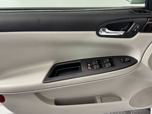 Used 2016 Chevrolet Impala Limited LS FWD image 11