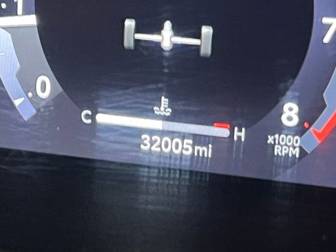 Used 2024 Toyota Tacoma TRD Off-Road image 17