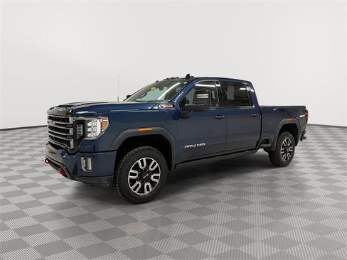 Used 2022 GMC Sierra 3500 AT4 w/ AT4 Preferred Package image 7
